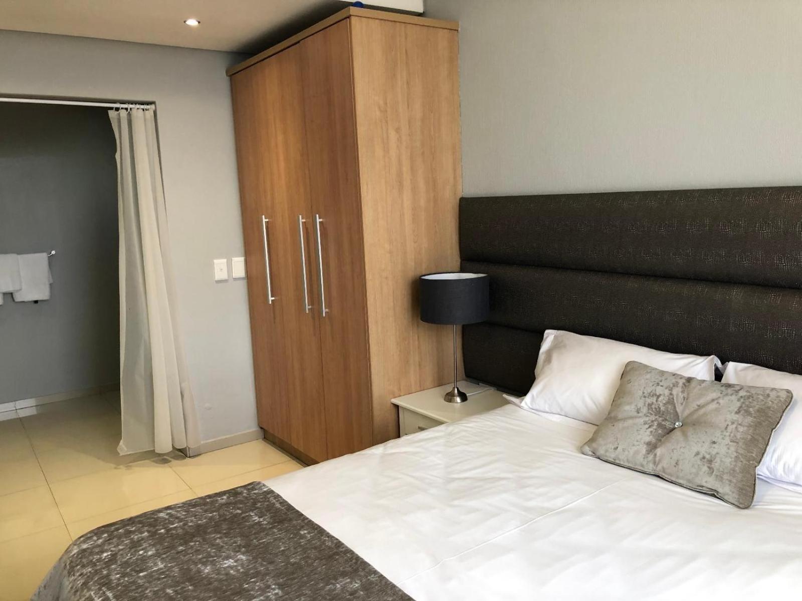 Infinity Self Catering Apartments Bloubergstrand Room photo