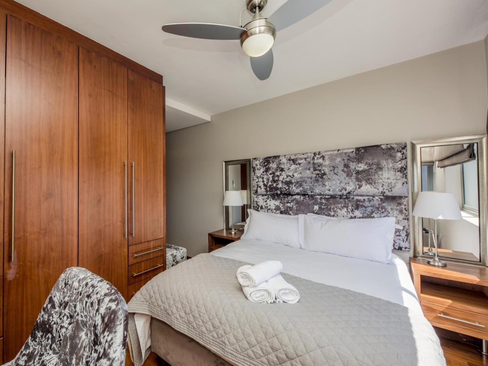 Infinity Self Catering Apartments Bloubergstrand Room photo