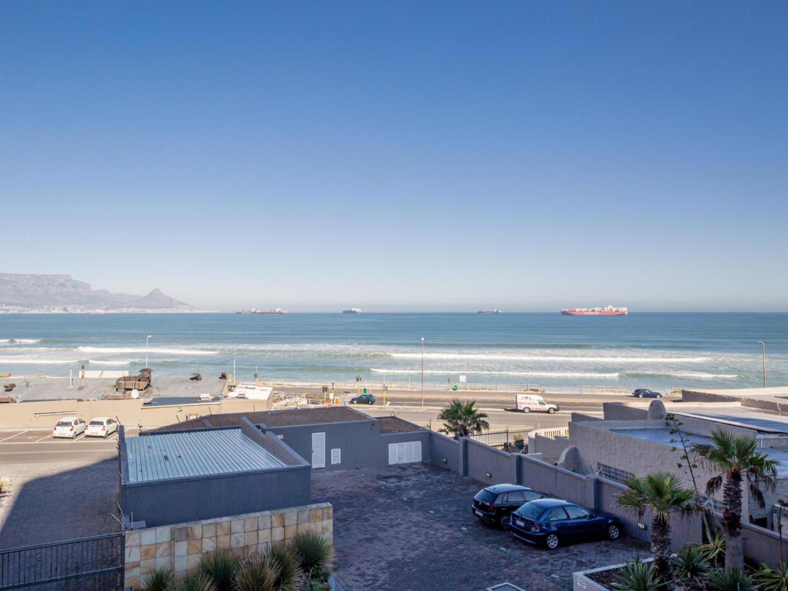 Infinity Self Catering Apartments Bloubergstrand Room photo