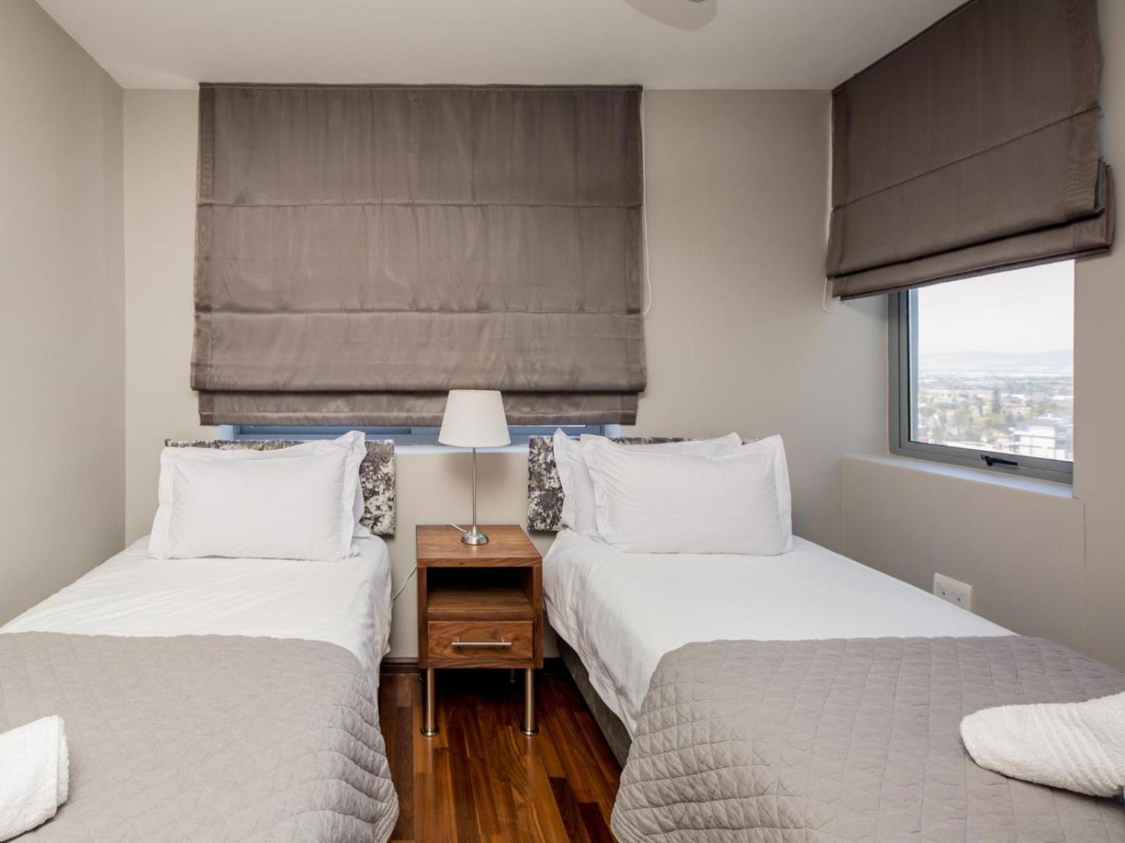 Infinity Self Catering Apartments Bloubergstrand Room photo
