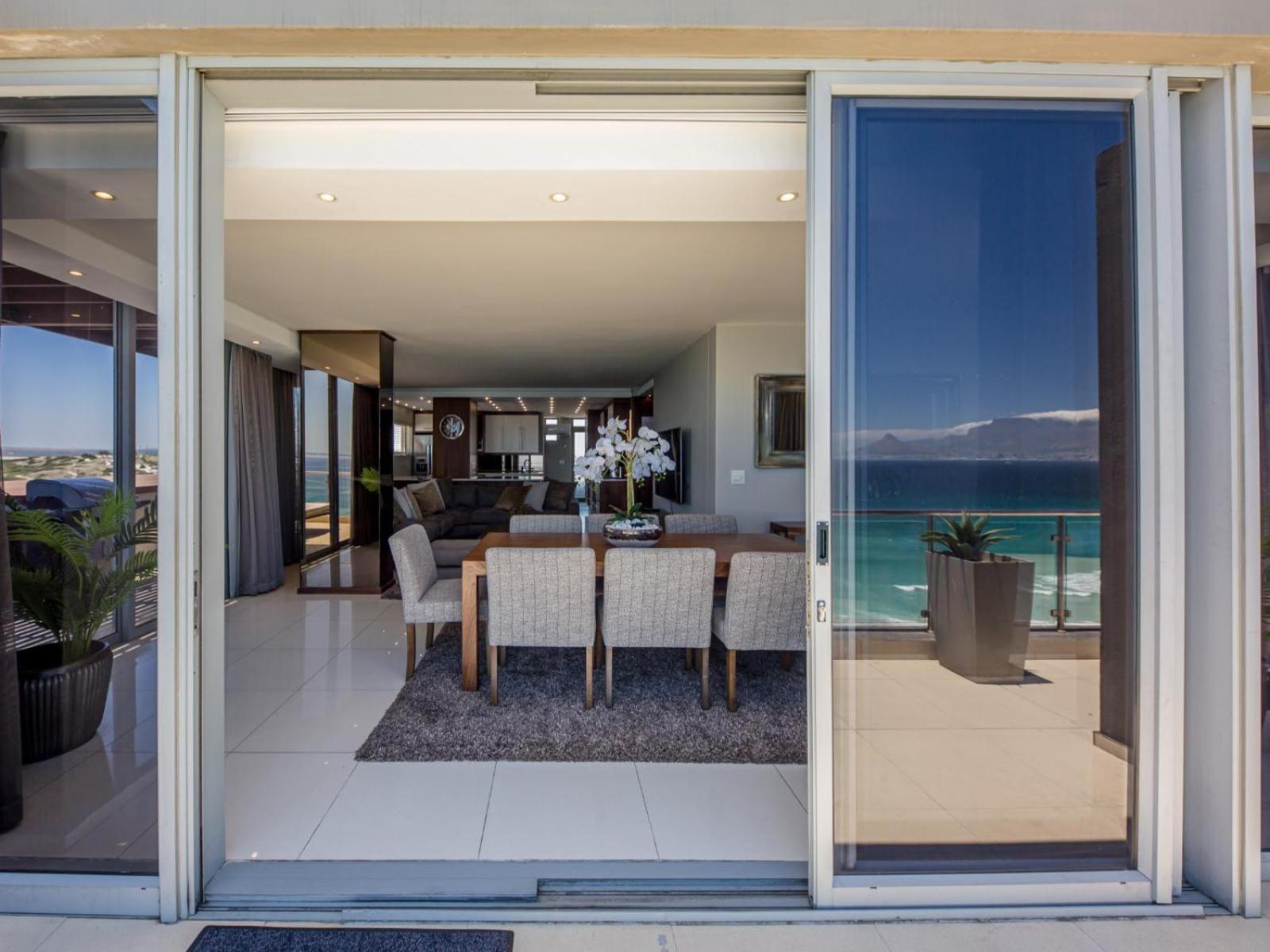 Infinity Self Catering Apartments Bloubergstrand Room photo